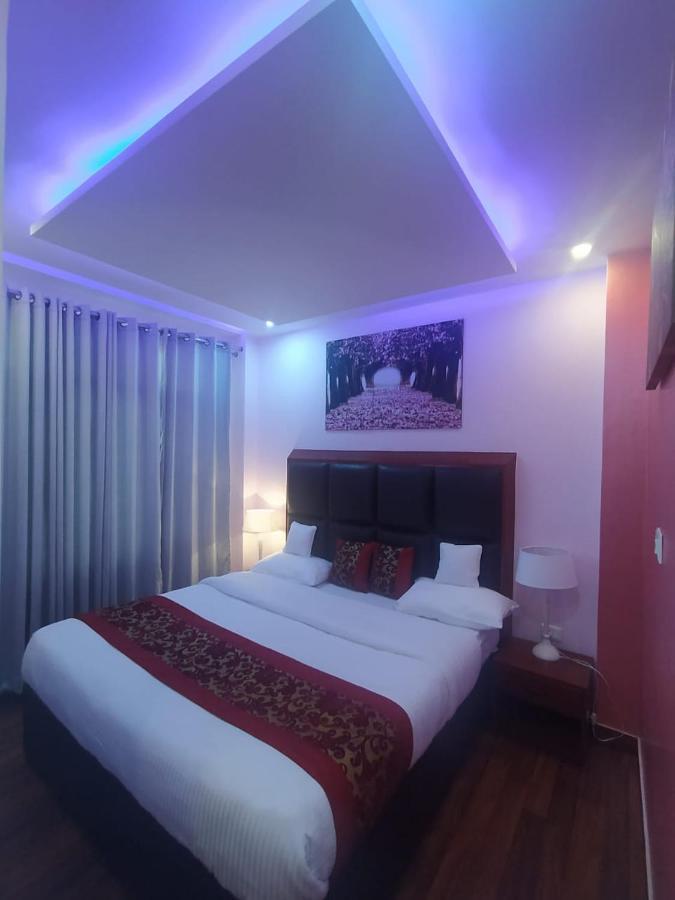 Deluxe Homestay Apartments With Kitchen In Shimla Eksteriør billede